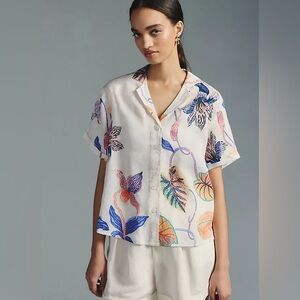 Anthropologie Maeve Sarah Gordon Linen
Surf Shirt Size Small